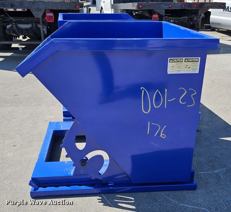 image for item LE9364 (2) dumpsters