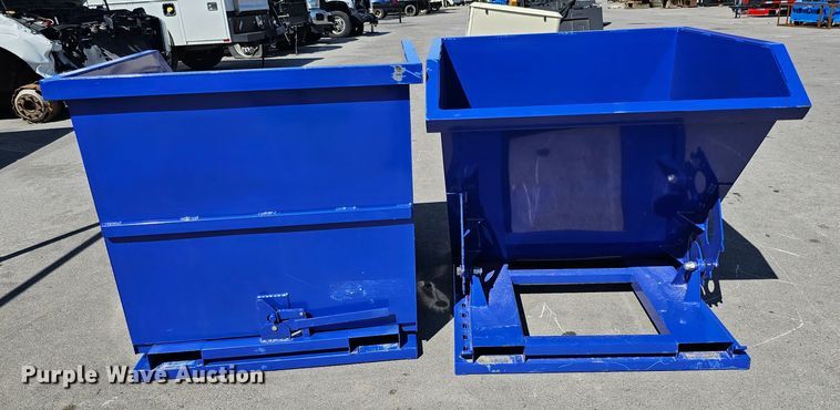image for item LE9364 (2) dumpsters