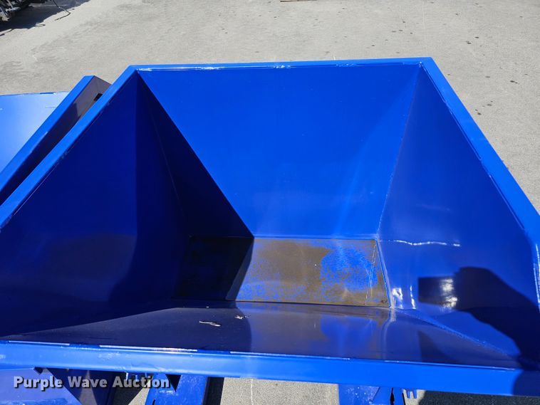 image for item LE9364 (2) dumpsters