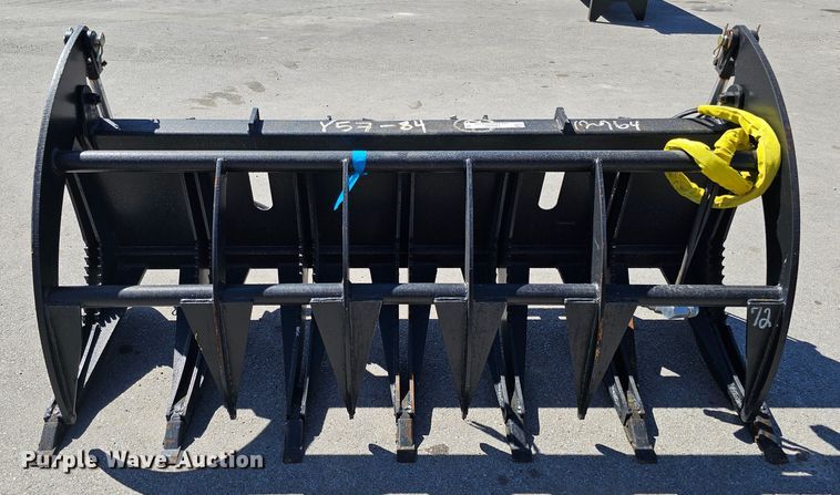 image for item LE9369 70" W skid steer grapple bucket