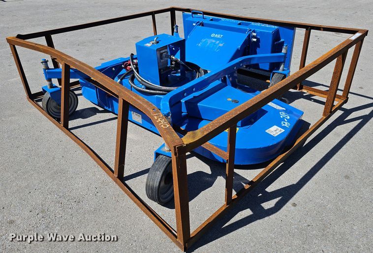 image for item LE9370 2022 TopCat SSM72-S  skid steer finish mower