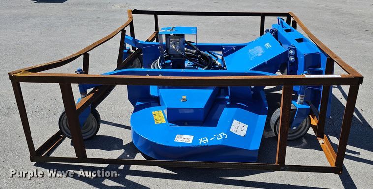 image for item LE9370 2022 TopCat SSM72-S  skid steer finish mower