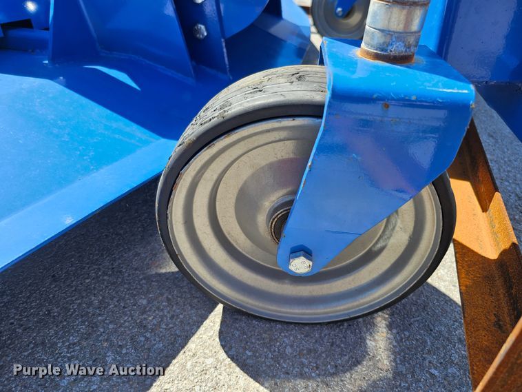 image for item LE9370 2022 TopCat SSM72-S  skid steer finish mower