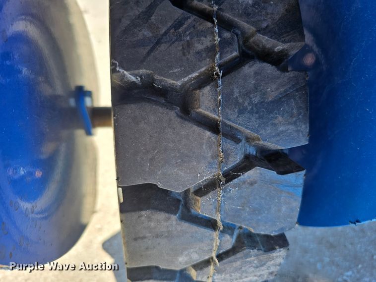 image for item LE9374 2021 TopCat SSSCR72  skid steer soil conditioner