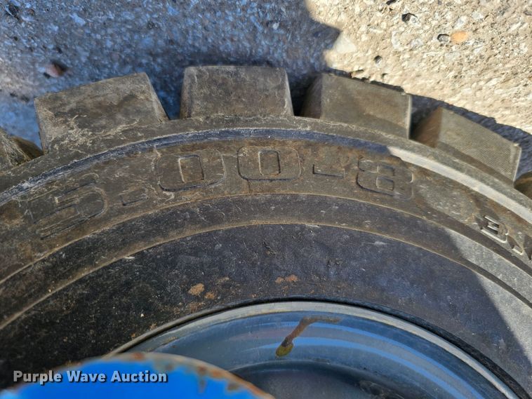 image for item LE9374 2021 TopCat SSSCR72  skid steer soil conditioner