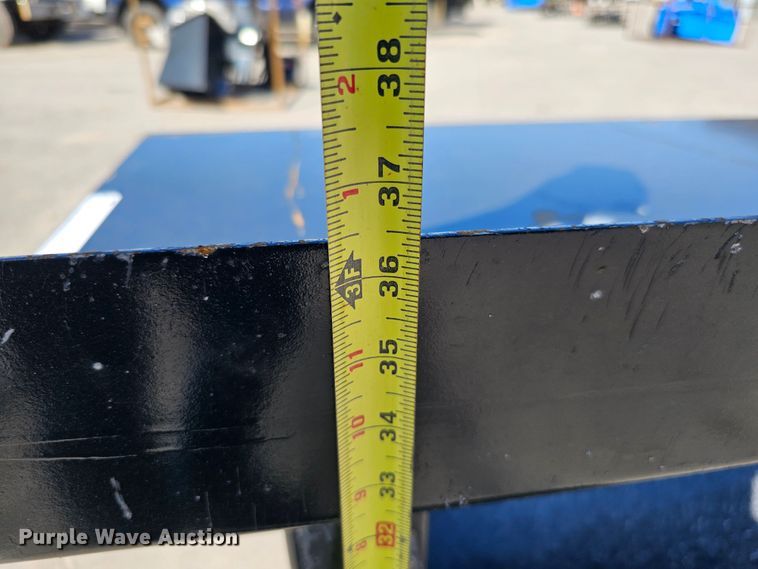 image for item LE9377 Shop table