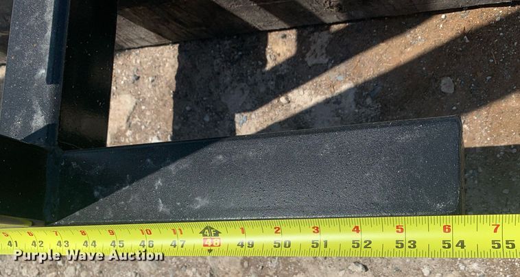 image for item LH9559 2023 WM Welding  livestock alley with palpation gates