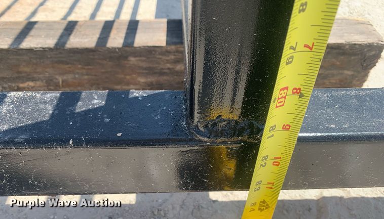 image for item LH9559 2023 WM Welding  livestock alley with palpation gates