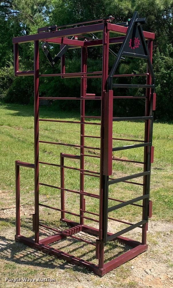 image for item LH9560 2023 WM Welding  catch chute