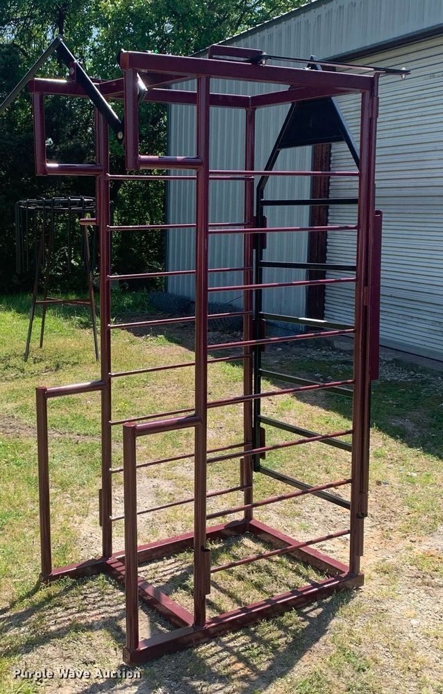 image for item LH9560 2023 WM Welding  catch chute