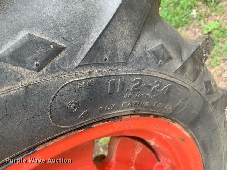 image for item LH9561 BF Avery  tractor