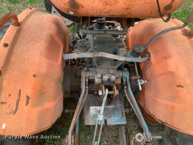 image for item LH9564 1978 Kubota B6100E  tractor