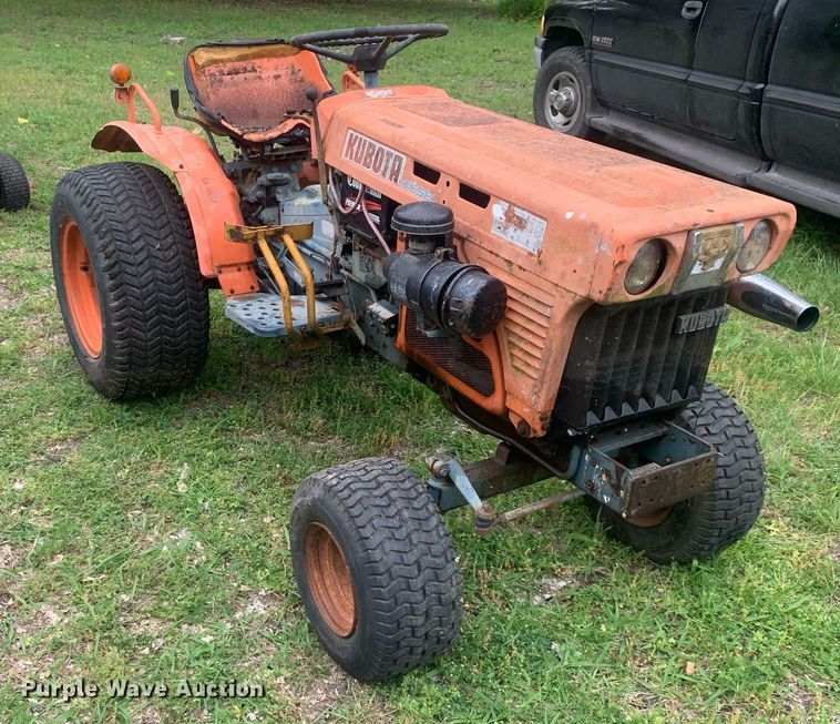 image for item LH9565 1981 Kubota B6100HST-E  lawn tractor