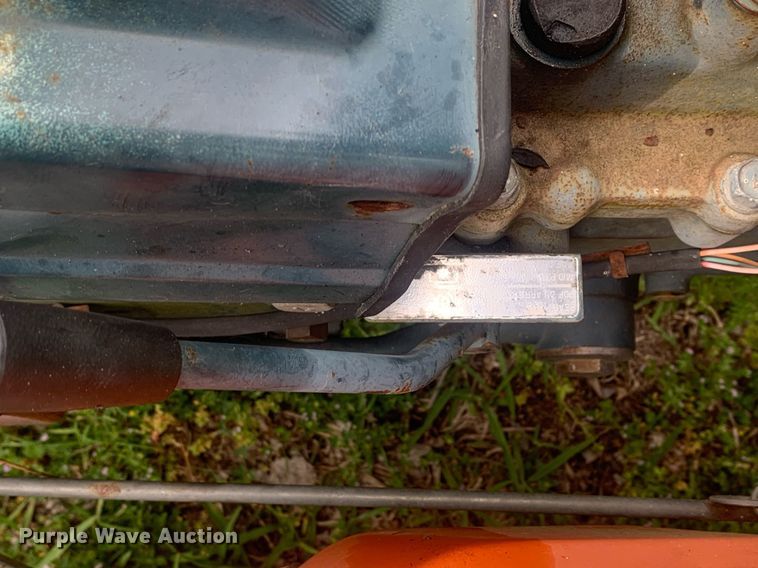 image for item LH9565 1981 Kubota B6100HST-E  lawn tractor