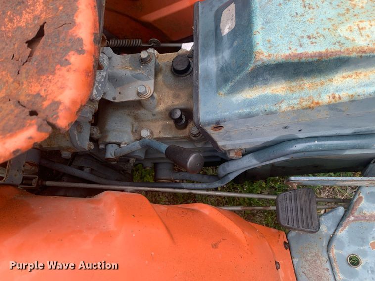 image for item LH9565 1981 Kubota B6100HST-E  lawn tractor