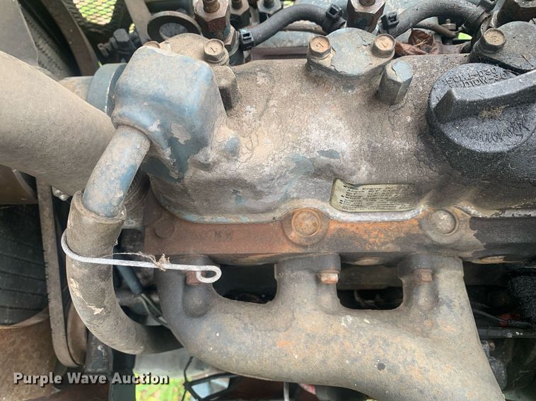 image for item LH9565 1981 Kubota B6100HST-E  lawn tractor