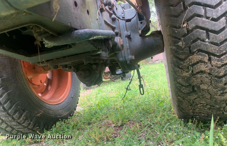 image for item LH9565 1981 Kubota B6100HST-E  lawn tractor