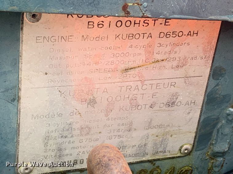 image for item LH9565 1981 Kubota B6100HST-E  lawn tractor