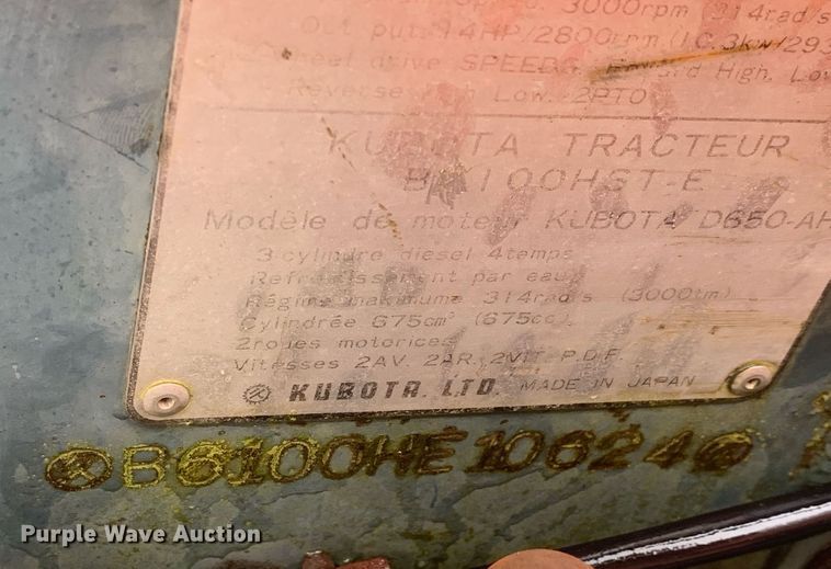 image for item LH9565 1981 Kubota B6100HST-E  lawn tractor