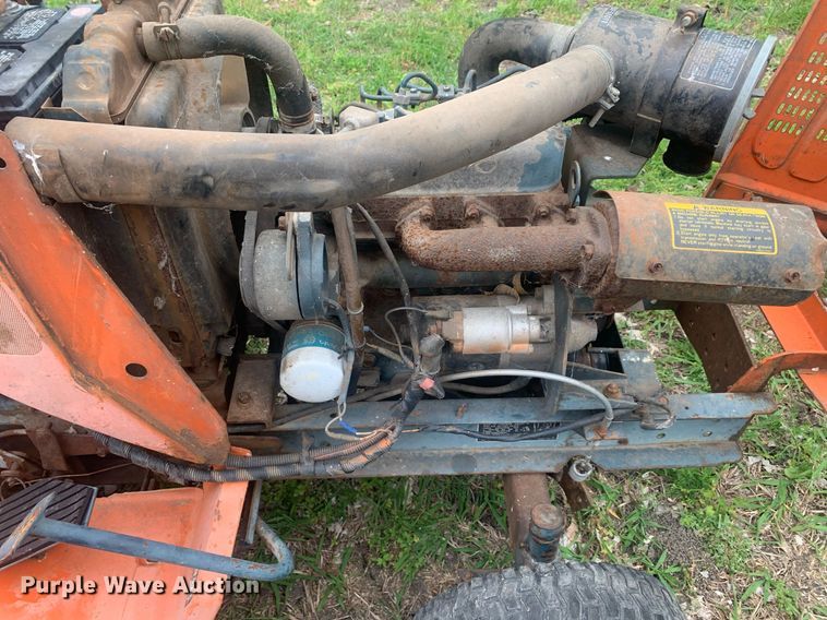 image for item LH9566 Kubota G6200  lawn tractor