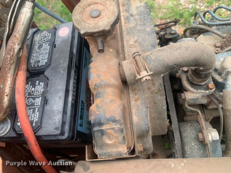 image for item LH9566 Kubota G6200  lawn tractor