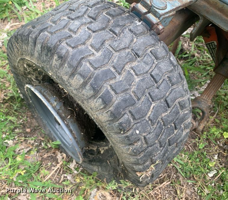 image for item LH9566 Kubota G6200  lawn tractor