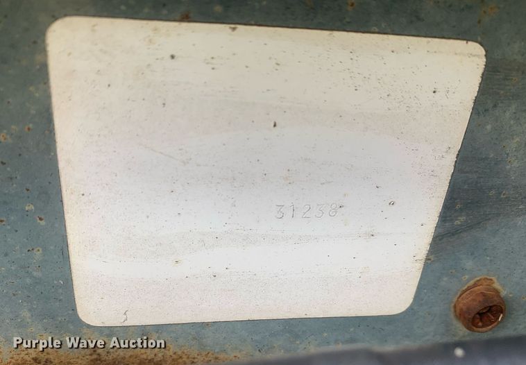 image for item LH9566 Kubota G6200  lawn tractor