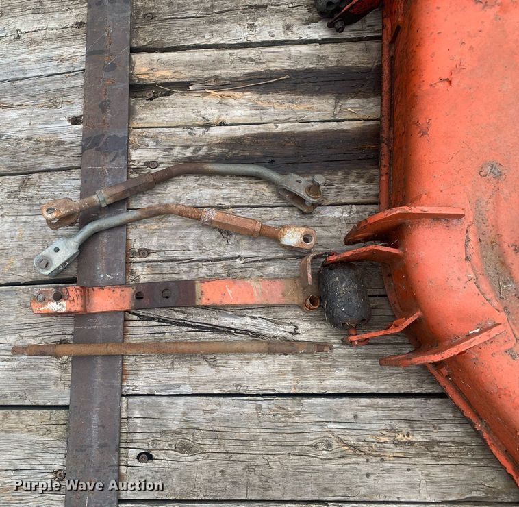 image for item LH9566 Kubota G6200  lawn tractor