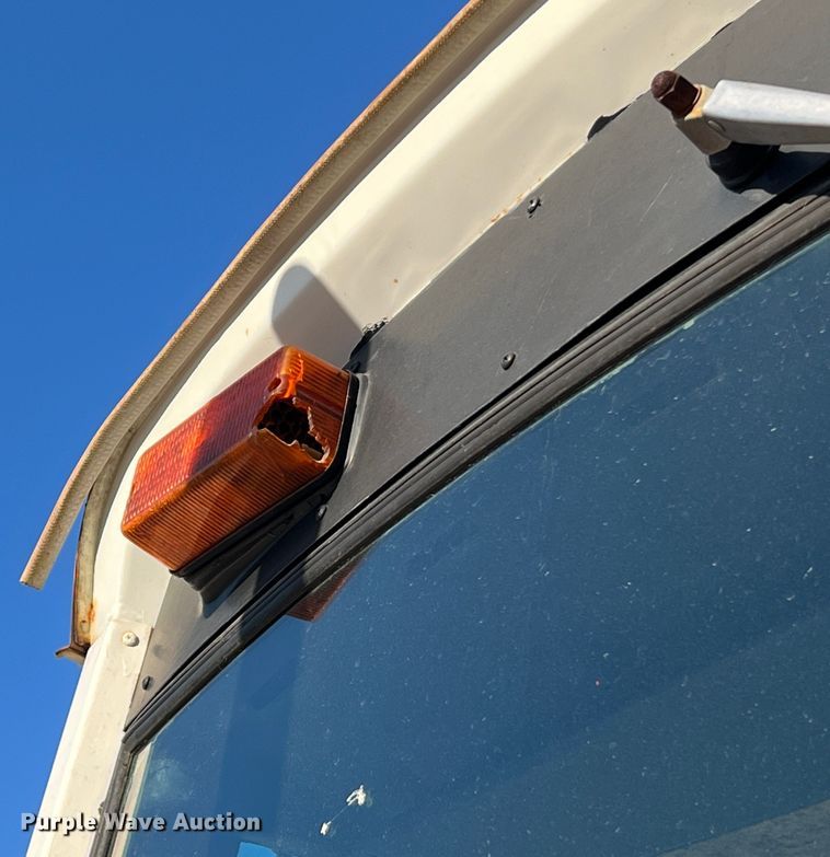 image for item LI9622 International 1586  tractor