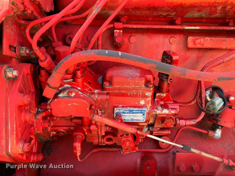 image for item LI9622 International 1586  tractor