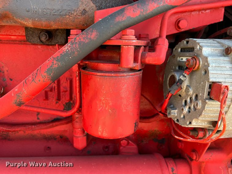 image for item LI9622 International 1586  tractor