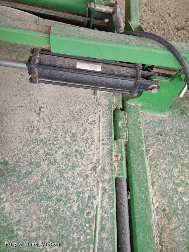 image for item LL9072 John Deere HX15  batwing rotary mower