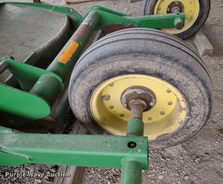 image for item LL9072 John Deere HX15  batwing rotary mower