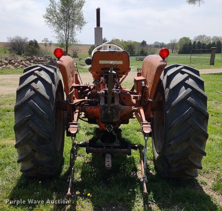 image for item LL9085 Allis Chalmers D17 Series III  tractor