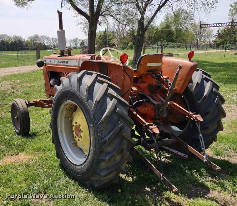image for item LL9085 Allis Chalmers D17 Series III  tractor