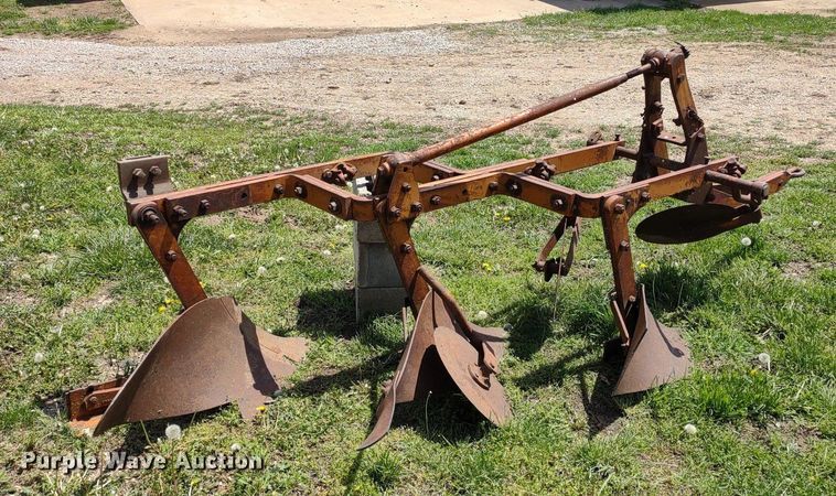 image for item LL9085 Allis Chalmers D17 Series III  tractor