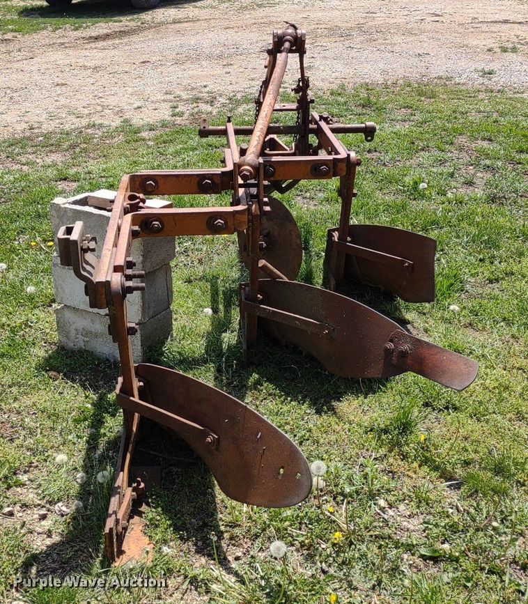 image for item LL9085 Allis Chalmers D17 Series III  tractor