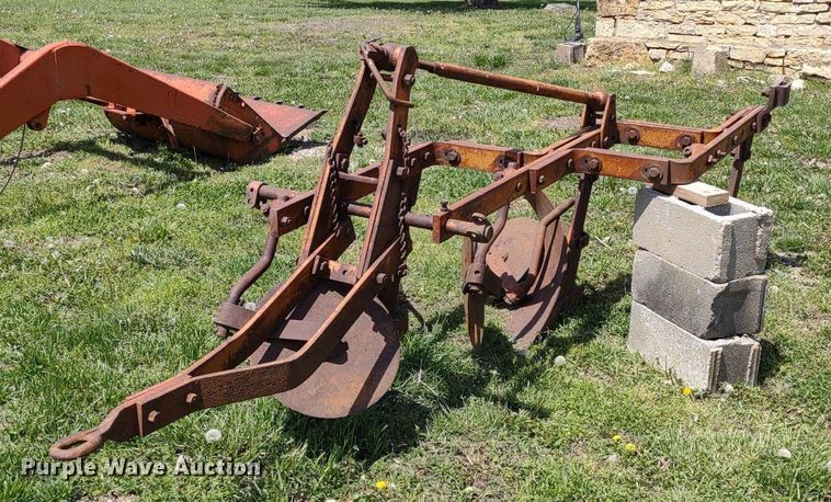 image for item LL9085 Allis Chalmers D17 Series III  tractor