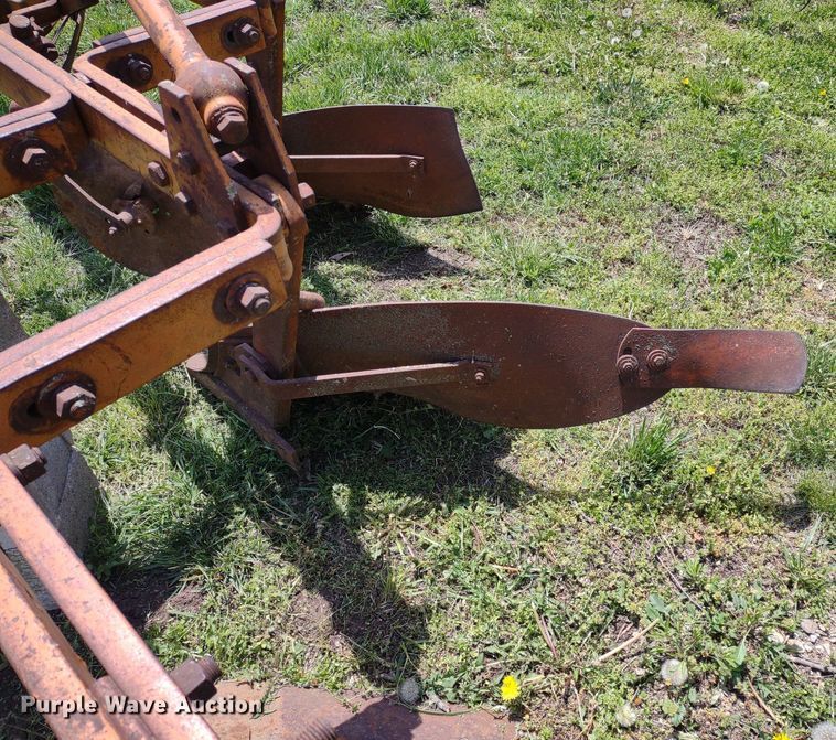 image for item LL9085 Allis Chalmers D17 Series III  tractor