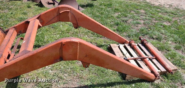 image for item LL9085 Allis Chalmers D17 Series III  tractor