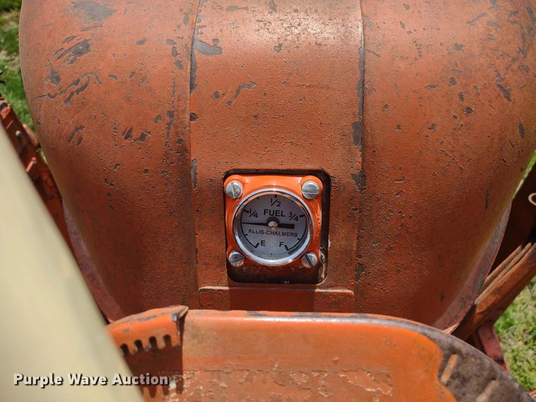 image for item LL9085 Allis Chalmers D17 Series III  tractor