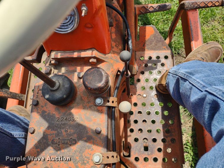 image for item LL9085 Allis Chalmers D17 Series III  tractor