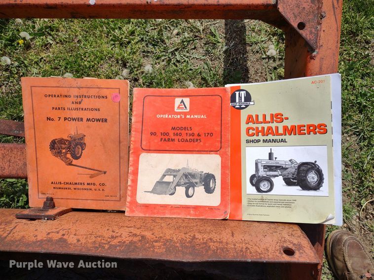 image for item LL9085 Allis Chalmers D17 Series III  tractor