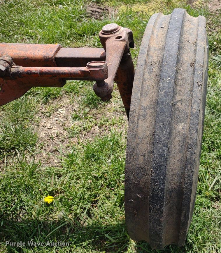 image for item LL9085 Allis Chalmers D17 Series III  tractor