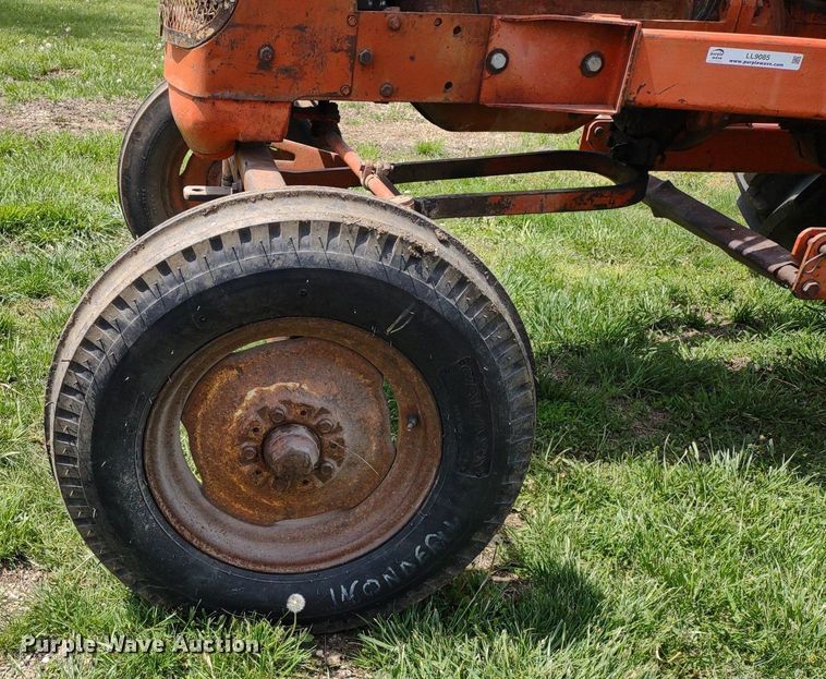 image for item LL9085 Allis Chalmers D17 Series III  tractor