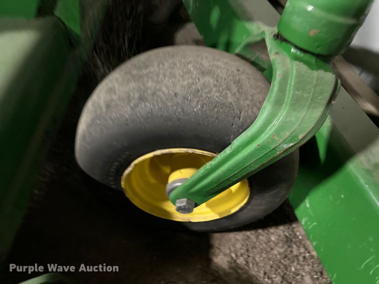 image for item LN9192 2017 John Deere Z950M  ZTR lawn mower