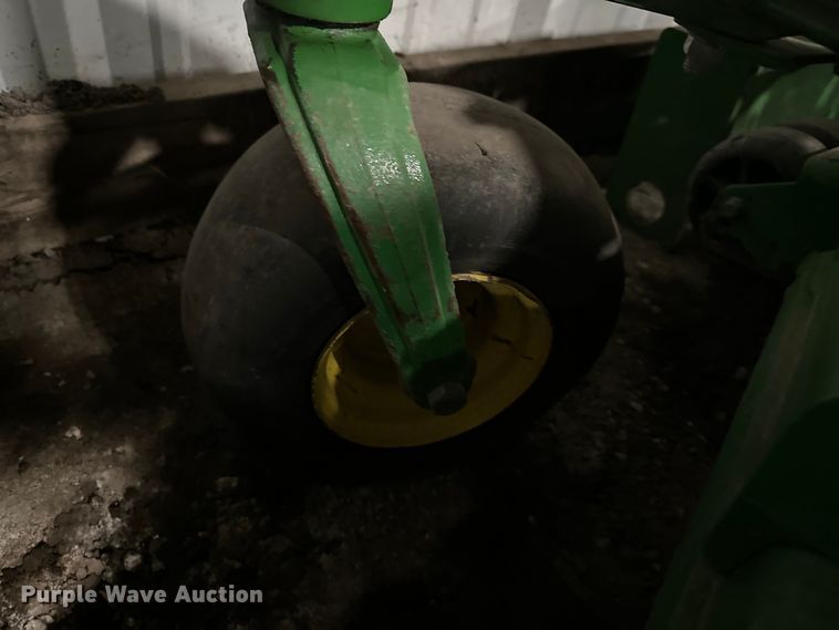 image for item LN9192 2017 John Deere Z950M  ZTR lawn mower