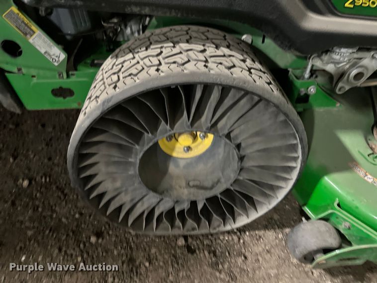 image for item LN9192 2017 John Deere Z950M  ZTR lawn mower