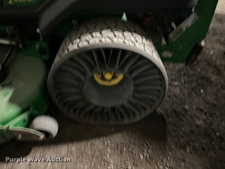 image for item LN9192 2017 John Deere Z950M  ZTR lawn mower