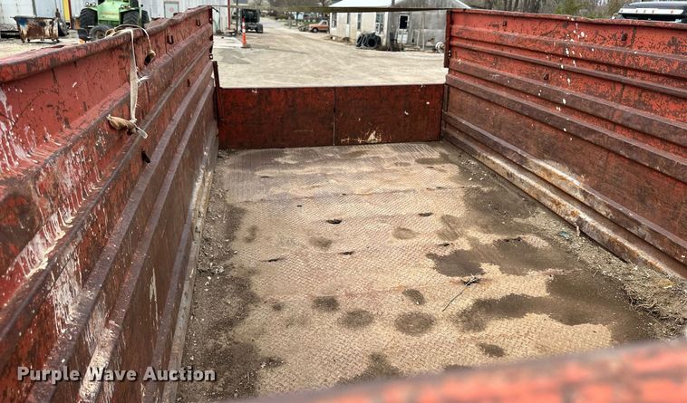 image for item LN9404 1991 Ford F700  grain truck